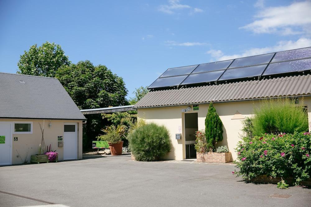 Camping Saint Michel Courtils Kültér fotó