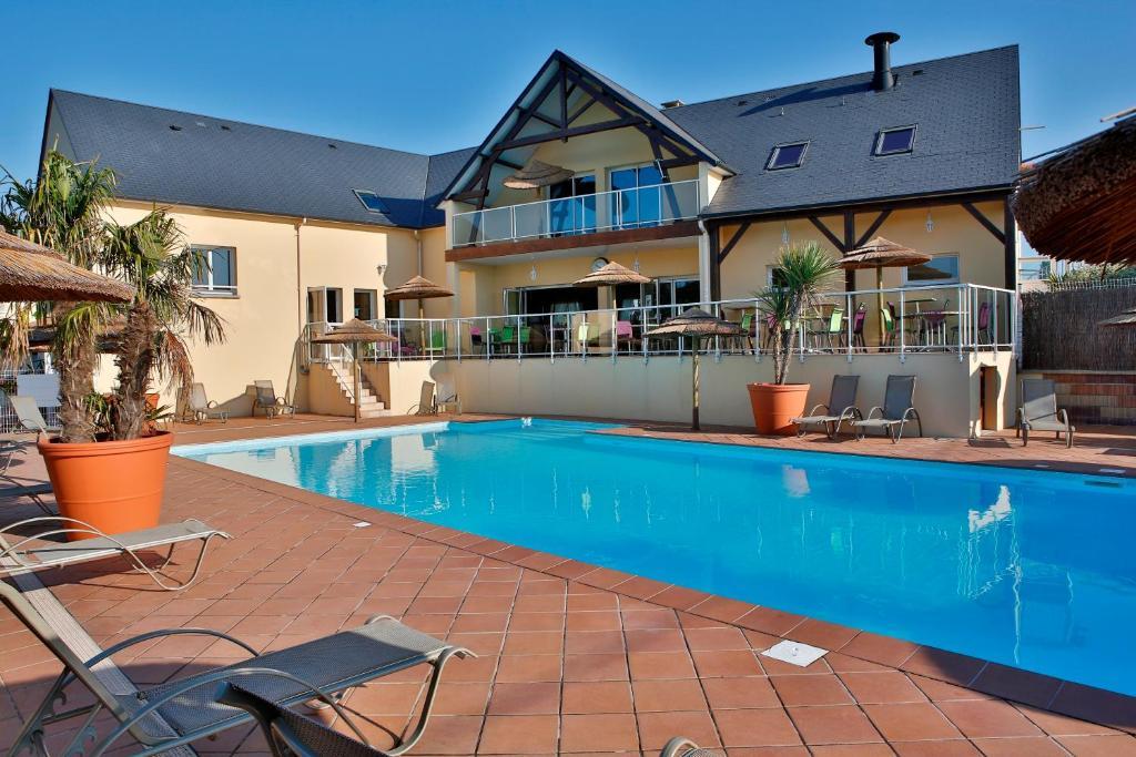 Camping Saint Michel Courtils Kültér fotó