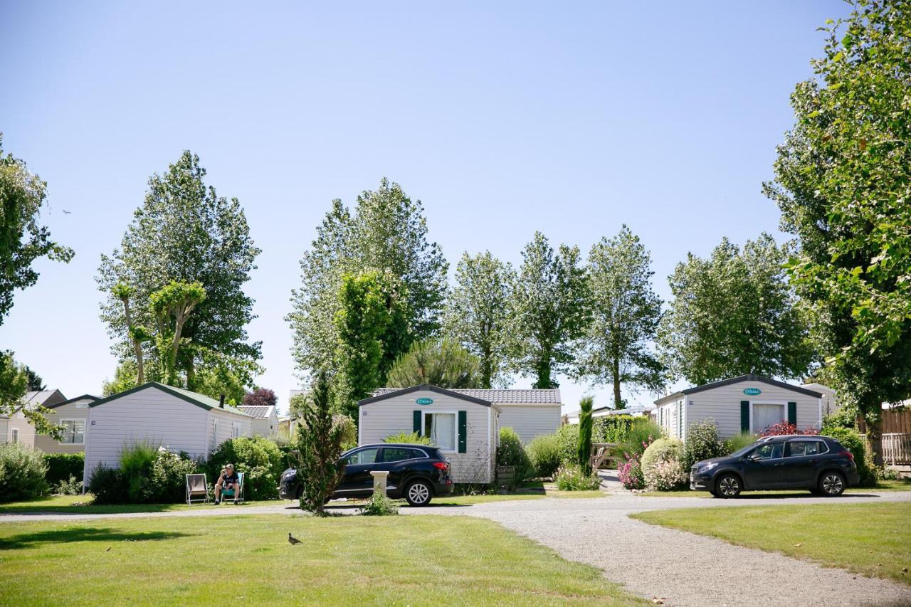 Camping Saint Michel Courtils Kültér fotó