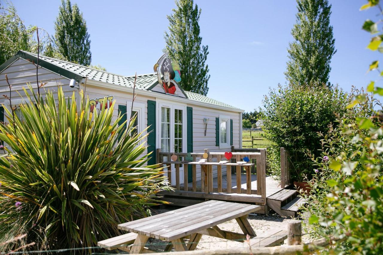 Camping Saint Michel Courtils Kültér fotó